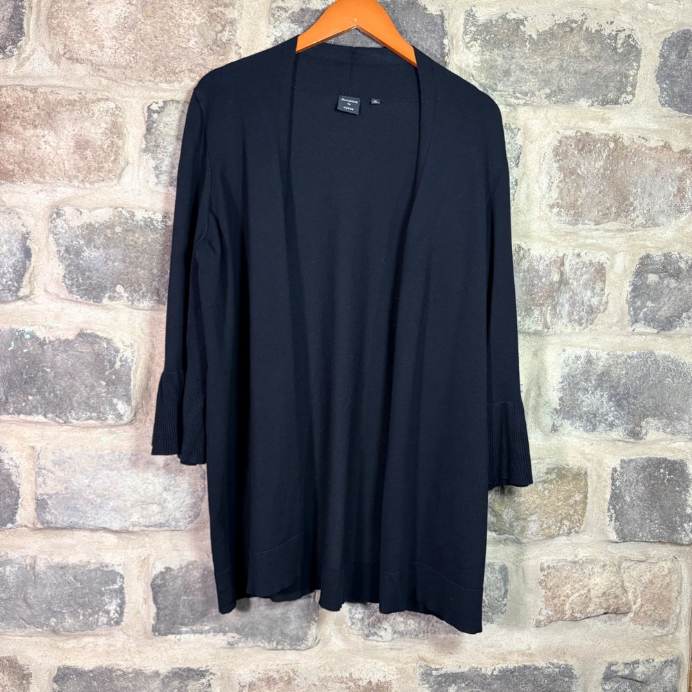 Devotion by Cyrus Women's Black Open Front Bell Sleeve Cardigan‎ Size Medium